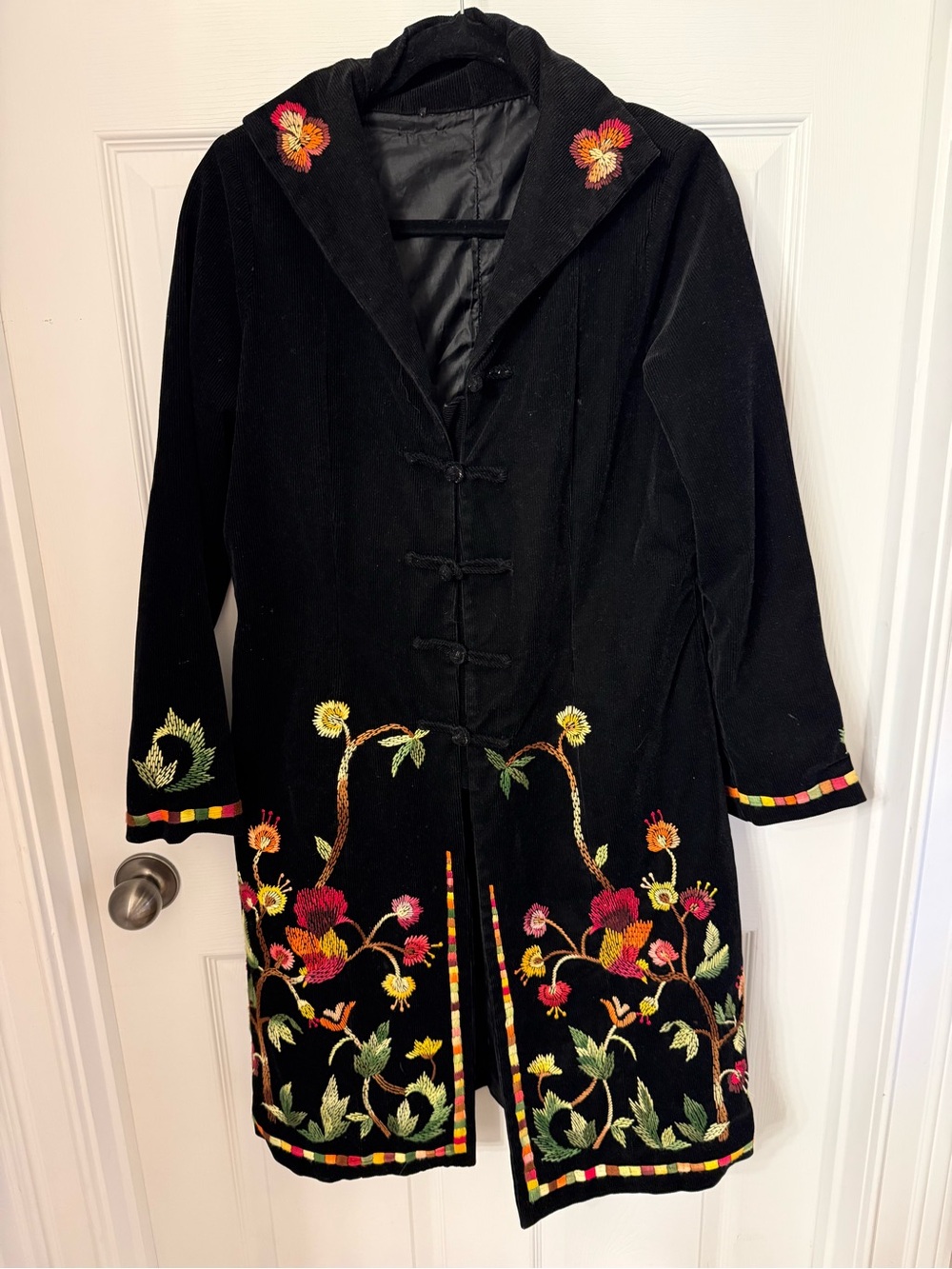 Vintage 1990s Black Corduroy Floral Embroidered Longline Blazer Sz 8